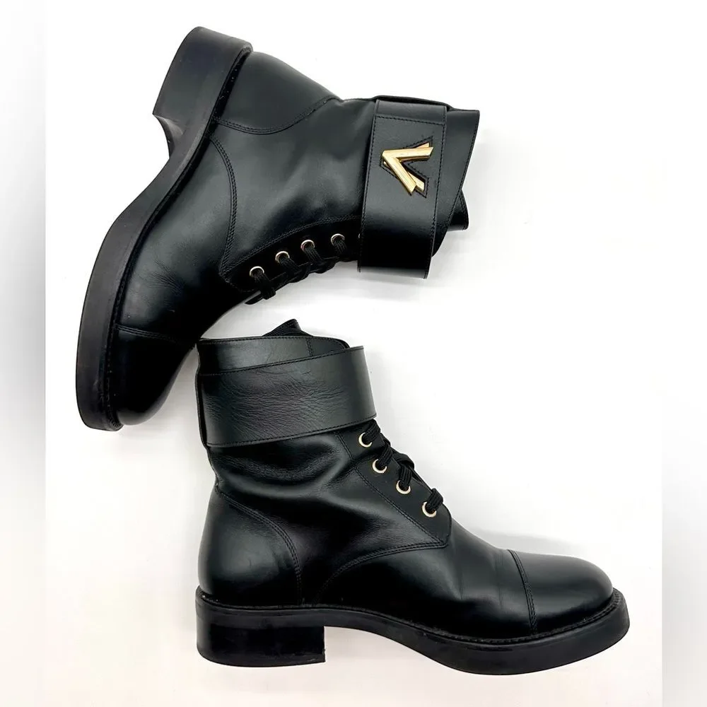 Louis Vuitton Wonderland Ranger Combat Moto Boots Black Leather LV Logo EU 38.5